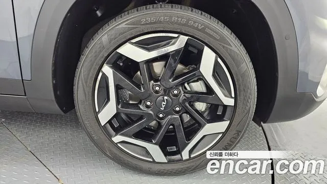 Kia Seltos Новый Seltos Бензин 2.0 2WD — Фото автомобиля 18