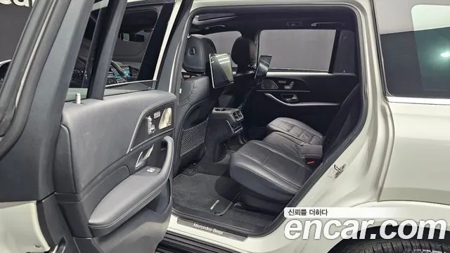 Mercedes-Benz GLS-Class — Фото автомобиля 12