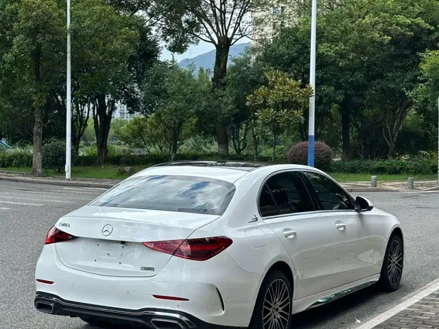 Mercedes-Benz C-Class — Фото автомобиля 15