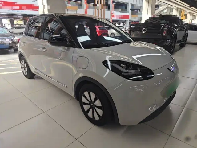 Wuling Bingo — Фото автомобиля 3