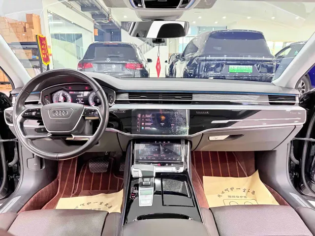 Audi A8 — Фото автомобиля 8