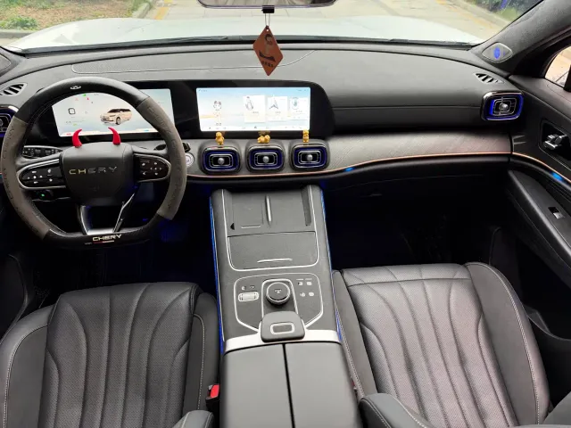 Chery Tiggo 9 — Фото автомобиля 4