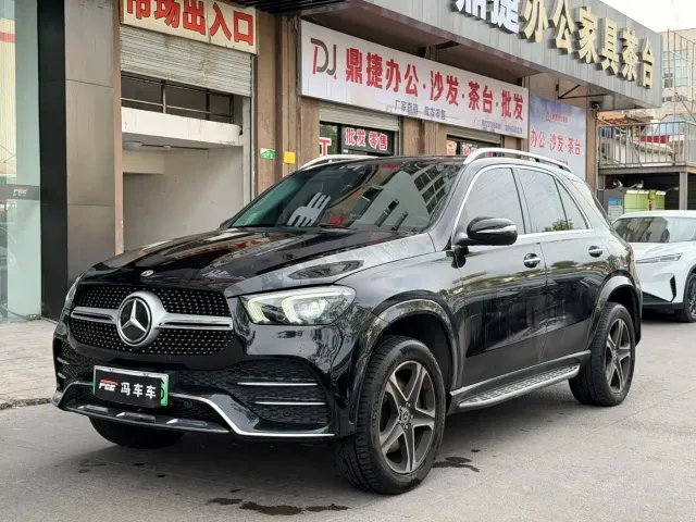 Фотография автомобиля — Mercedes-Benz GLE-Class