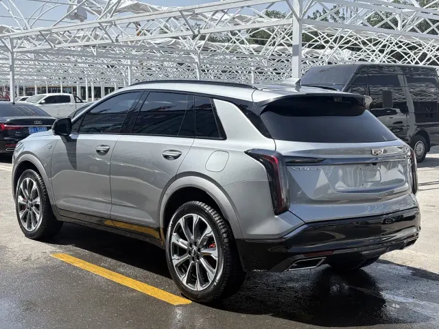 Cadillac XT5 — Фото автомобиля 8