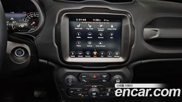 Jeep Renegade — Фото автомобиля 13