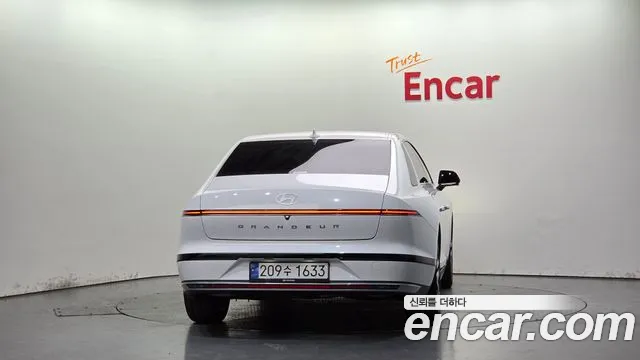 Hyundai Grandeur GN7 — Фото автомобиля 4