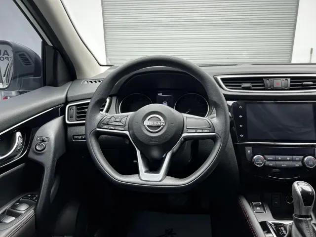 Nissan Qashqai — Фото автомобиля 10