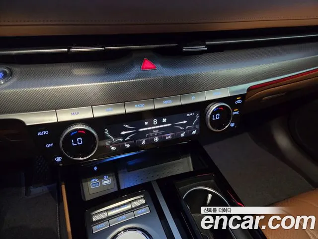 Genesis G80 RG3 — Фото автомобиля 16