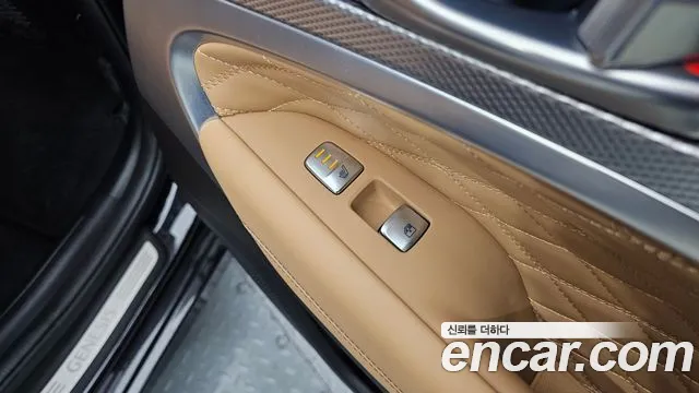 Genesis G70 — Фото автомобиля 18
