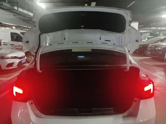 Chery Arrizo 5 — Фото автомобиля 15
