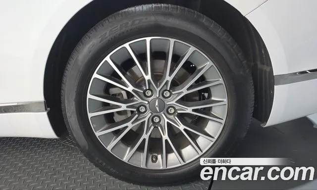 Genesis G80 RG3 — Фото автомобиля 6
