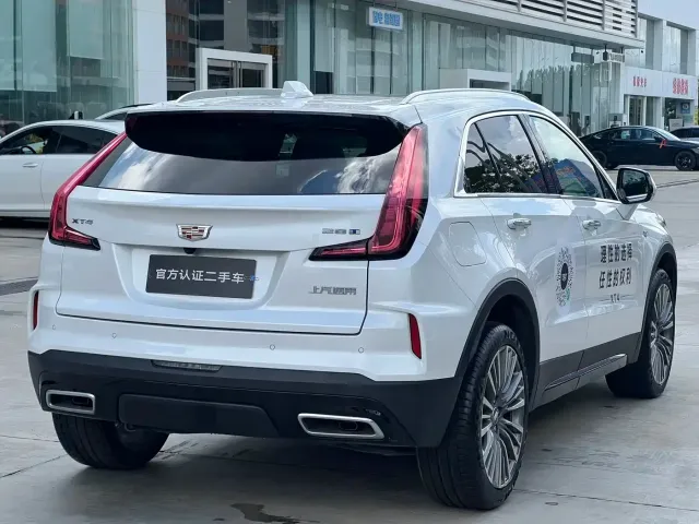 Cadillac XT4 — Фото автомобиля 5