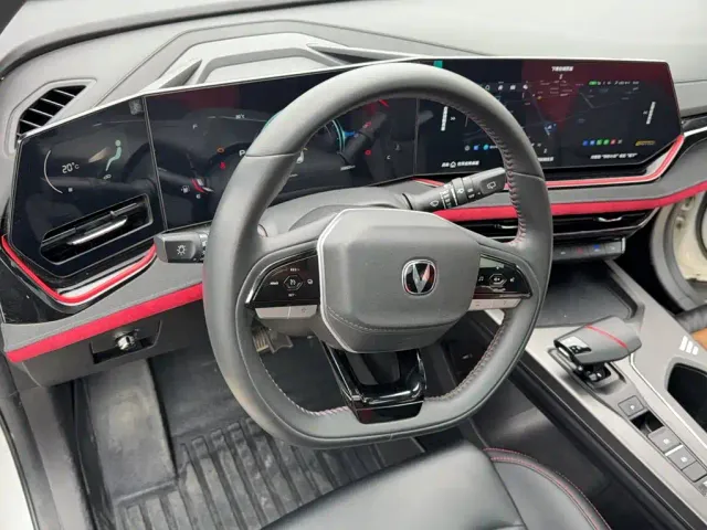 Changan X5 Plus — Фото автомобиля 15