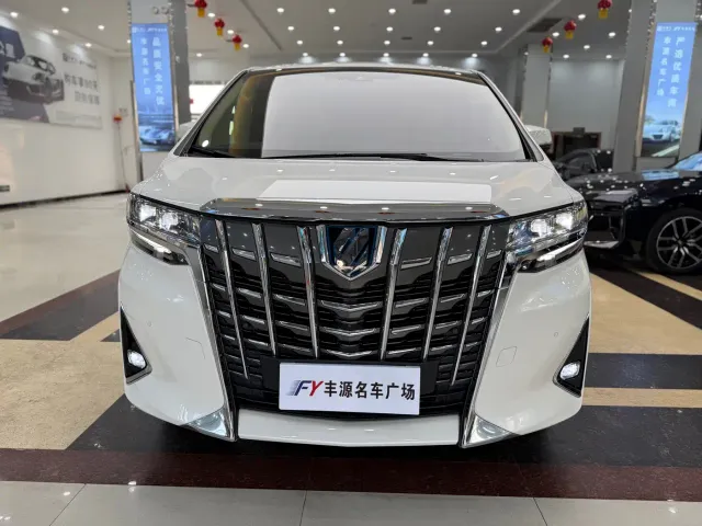 Toyota Alphard — Фото автомобиля 2