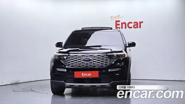 Ford Explorer Explorer 6 поколение 3.0 Platinum 4WD — Фото автомобиля 3