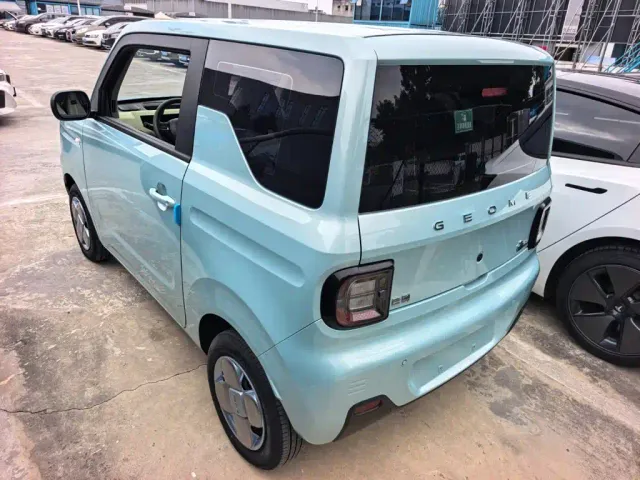 Geely Panda — Фото автомобиля 4