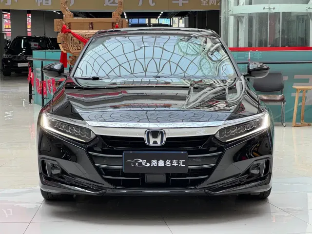 Honda Accord — Фото автомобиля 2