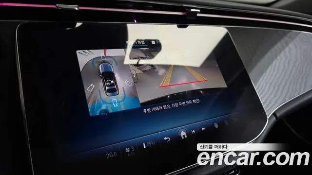 Mercedes-Benz E-Class — Фото автомобиля 21