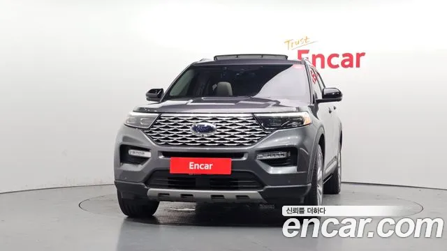 Ford Explorer Generation 6 — Фото автомобиля 3