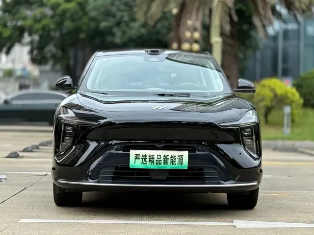 IM Motors IM LS6 2025 Extended Range Base — Фото автомобиля 2