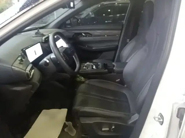 Dongfeng Fengshen L7 — Фото автомобиля 14