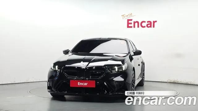 BMW M5 G90 — Фото автомобиля 3