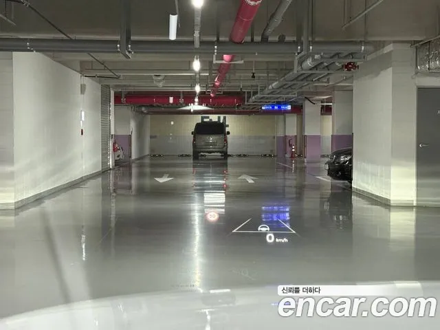 Hyundai Grandeur Grandeur (GN7) 2.5 Бензин 2WD — Фото автомобиля 9
