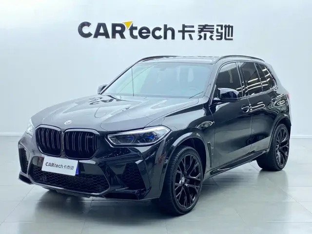 Фотография автомобиля — BMW X5 M