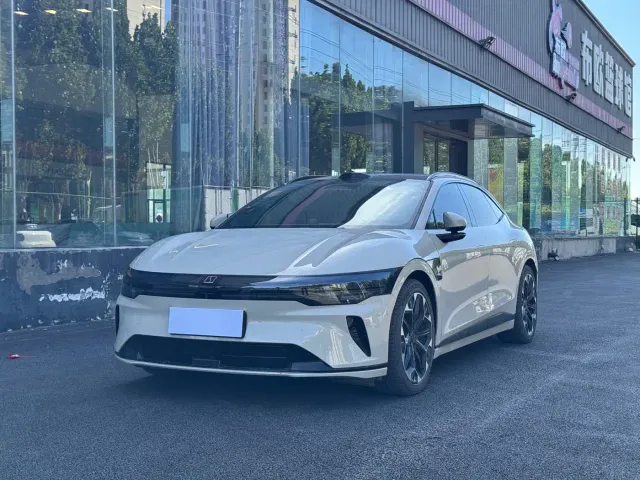 Zeekr 007 GT — Фото автомобиля 3