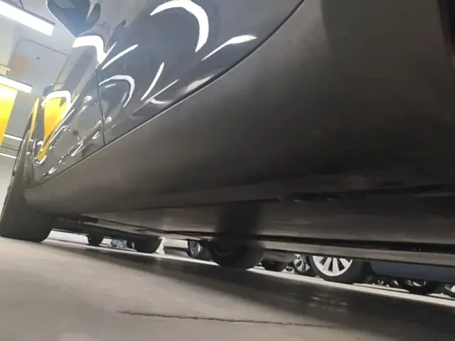 Tesla Model Y — Фото автомобиля 21