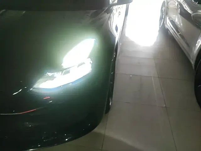 Tesla Model 3 — Фото автомобиля 23