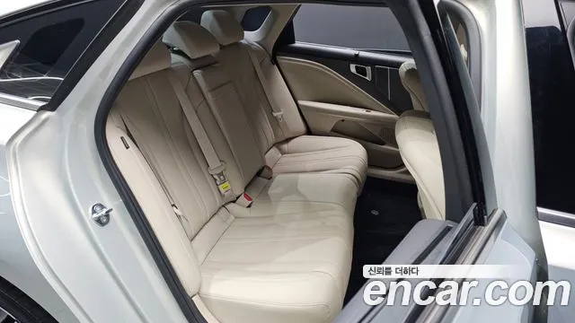 Kia K8 The New K8 2.5 Бензин 2WD — Фото автомобиля 12