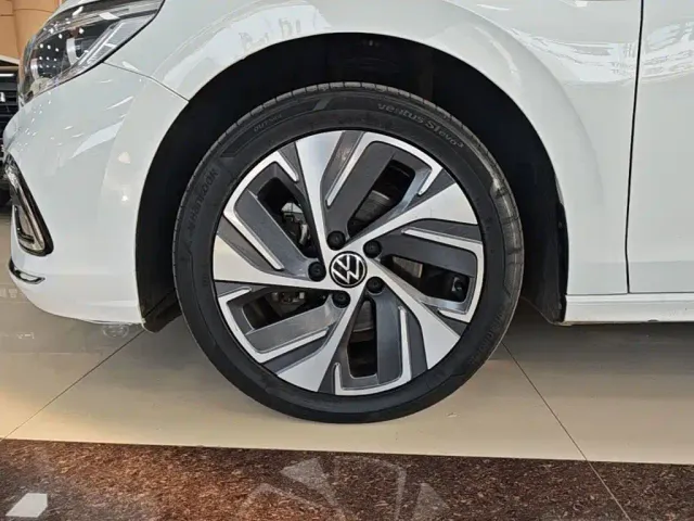 Volkswagen Bora — Фото автомобиля 22