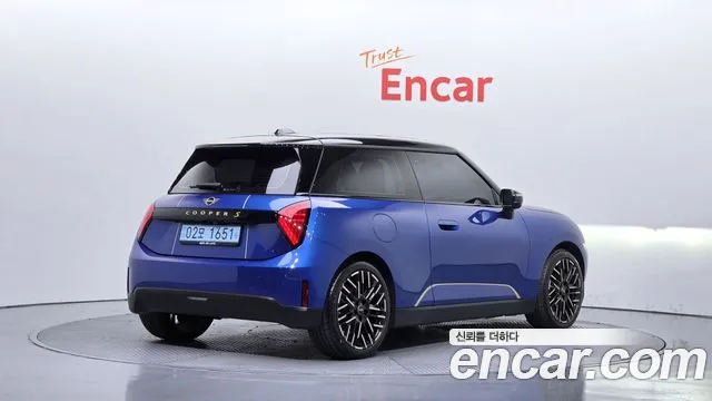 MINI Cooper — Фото автомобиля 2