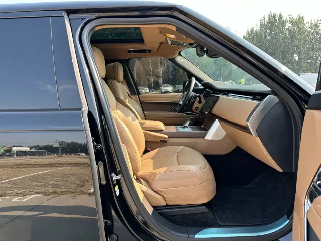 Land Rover Range Rover — Фото автомобиля 17