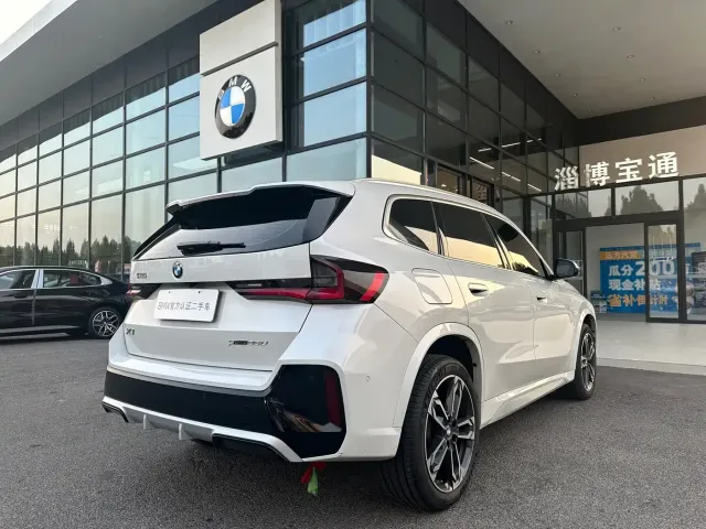 BMW X1 — Фото автомобиля 14