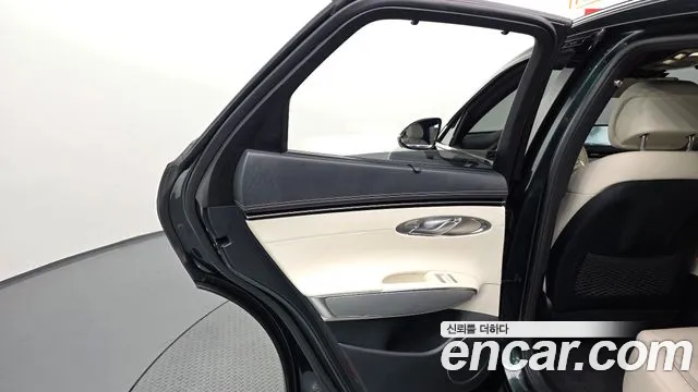 Genesis GV70 Electrified GV70 — Фото автомобиля 25
