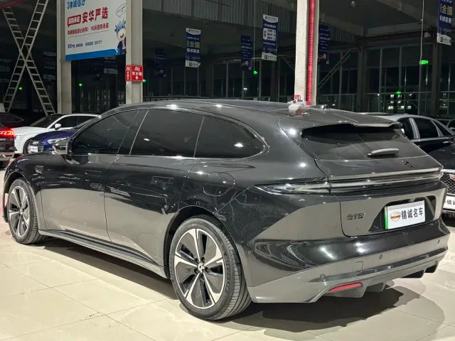 Nio ET5 Touring — Фото автомобиля 6