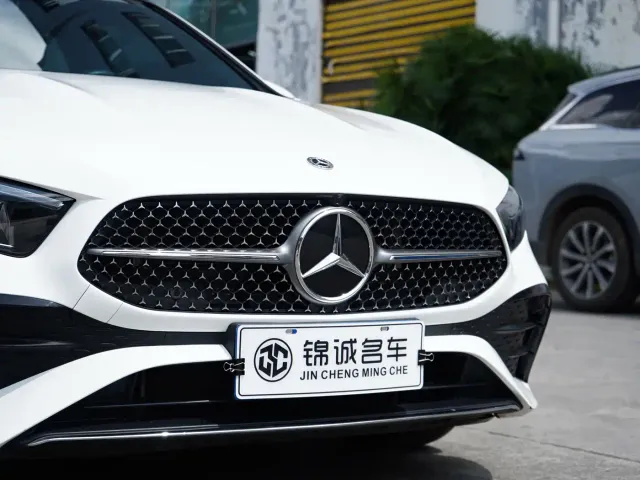 Mercedes-Benz A-Class — Фото автомобиля 10