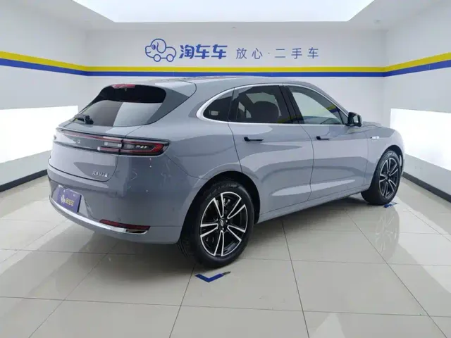 Aito M5 — Фото автомобиля 3
