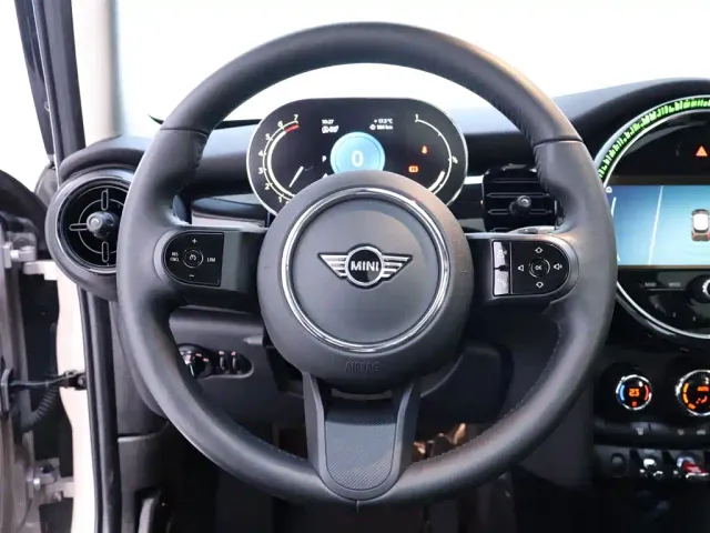 MINI Hatch — Фото автомобиля 16