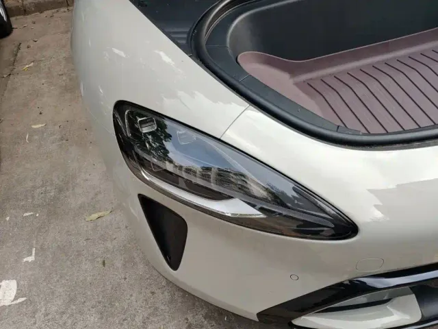 Xiaomi SU7 — Фото автомобиля 7