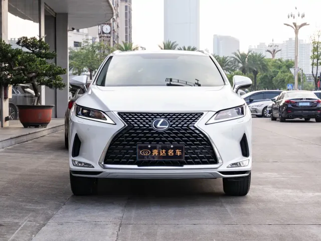 Lexus RX — Фото автомобиля 2