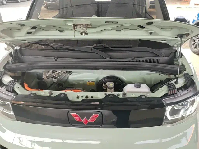 Wuling Hongguang Mini EV — Фото автомобиля 19