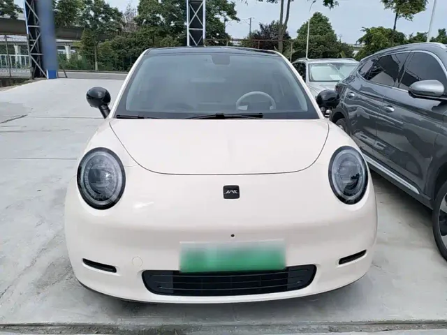 JAC Yiwei 3 — Фото автомобиля 2