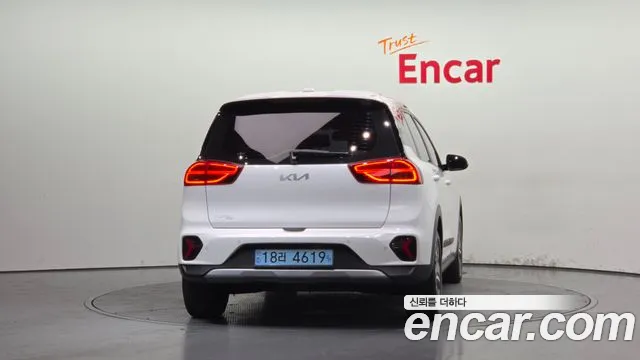 Kia Niro Niro Plus Earth — Фото автомобиля 4