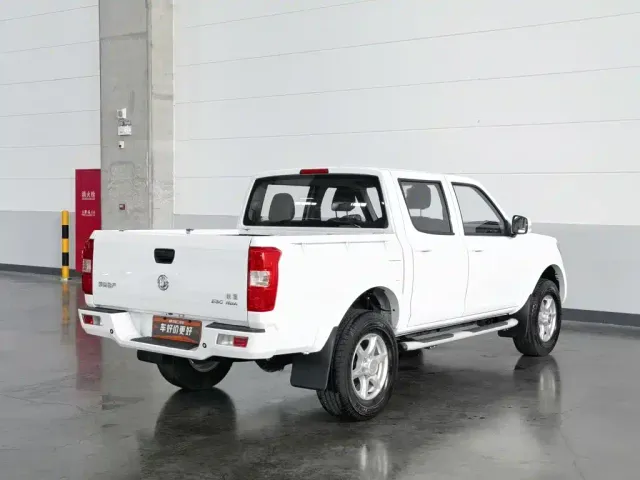 Dongfeng Ruiqi — Фото автомобиля 2
