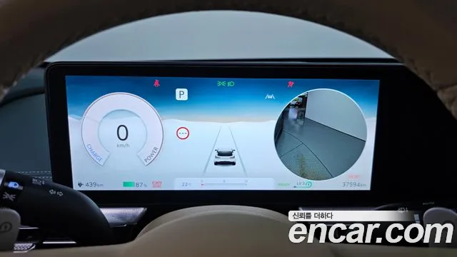 Genesis GV60 — Фото автомобиля 8