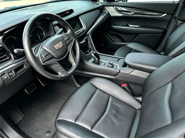 Cadillac XT5 — Фото автомобиля 8