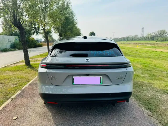 Nio ET5 Touring — Фото автомобиля 4